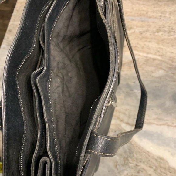 Authentic Vintage Gucci Leather Purse - Picture 6 of 6